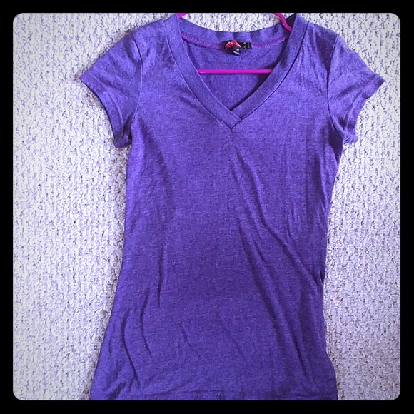 Tops - Purple simple tshirt